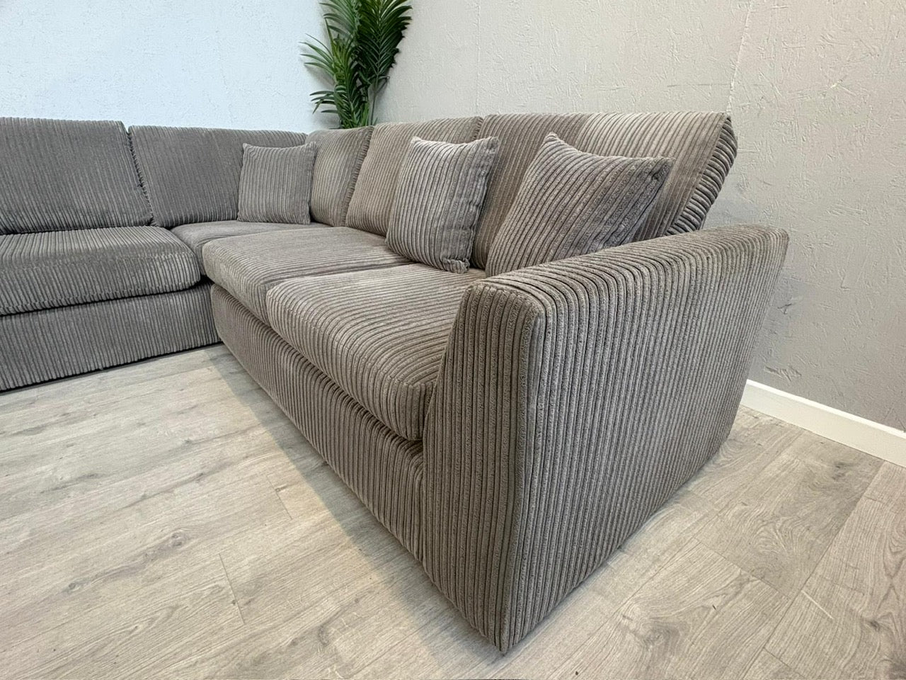 DFS - Heydon Right Hand Facing Arm Open End Corner Sofa - RRP £1099