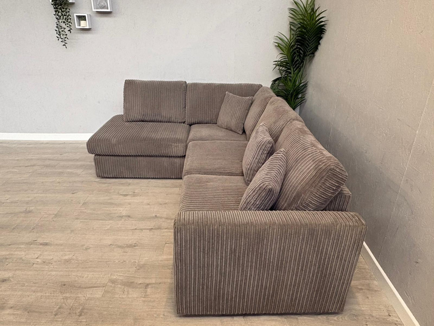 DFS - Heydon Right Hand Facing Arm Open End Corner Sofa - RRP £1099