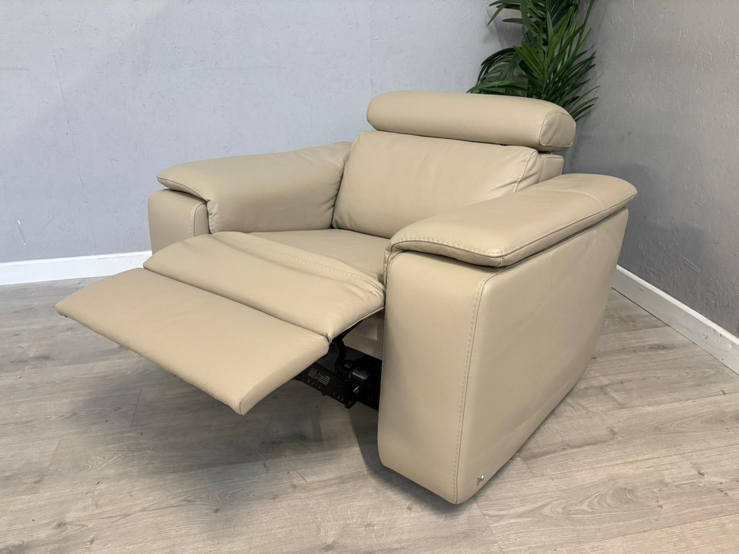 Furniture Village - Nicoletti Davide Leather Power Recliner Chair - RRP £1995