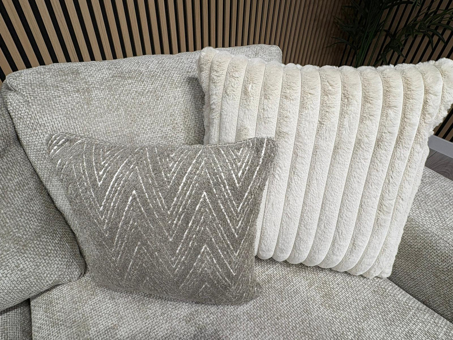 DFS Sample - Pandora RHF large Chaise Corner Sofa - RRP: £3495
