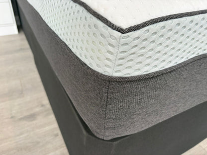 OTTY Pure Hybrid Bamboo 2000 Pocket Sprung 5ft Kingsize Mattress - RRP £799