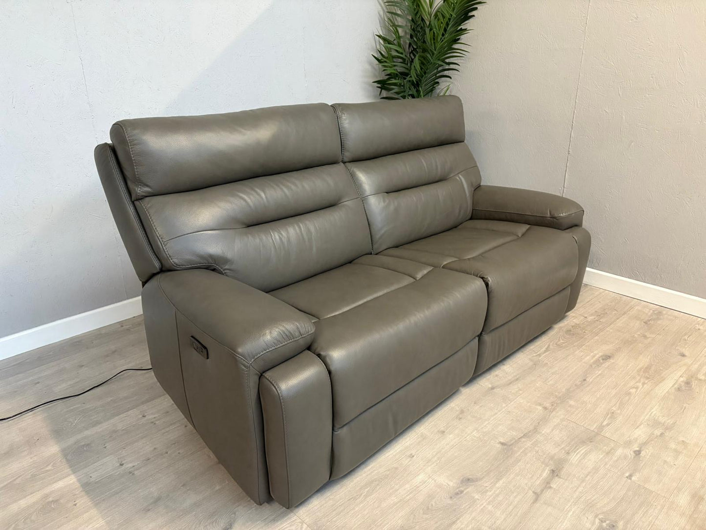 Furniture Village CINEMAX Leather 3 Seater Power Reclining Sofa - RRP £2,395