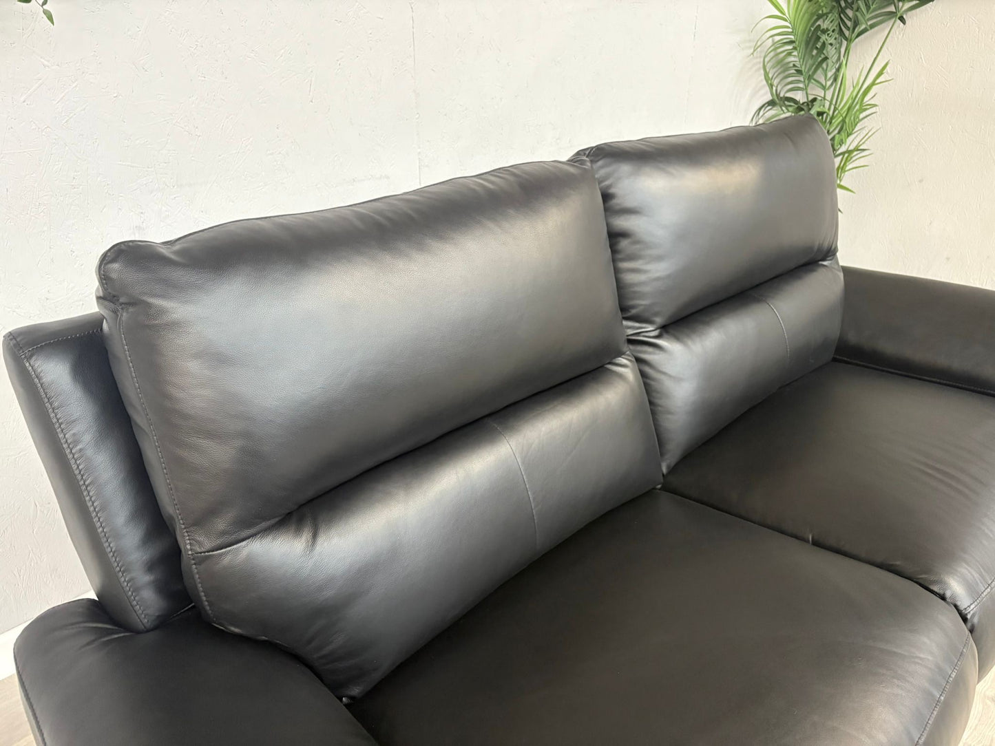 DFS Kaden Leather 3 Seater Power Recliner Sofa - RRP £1099