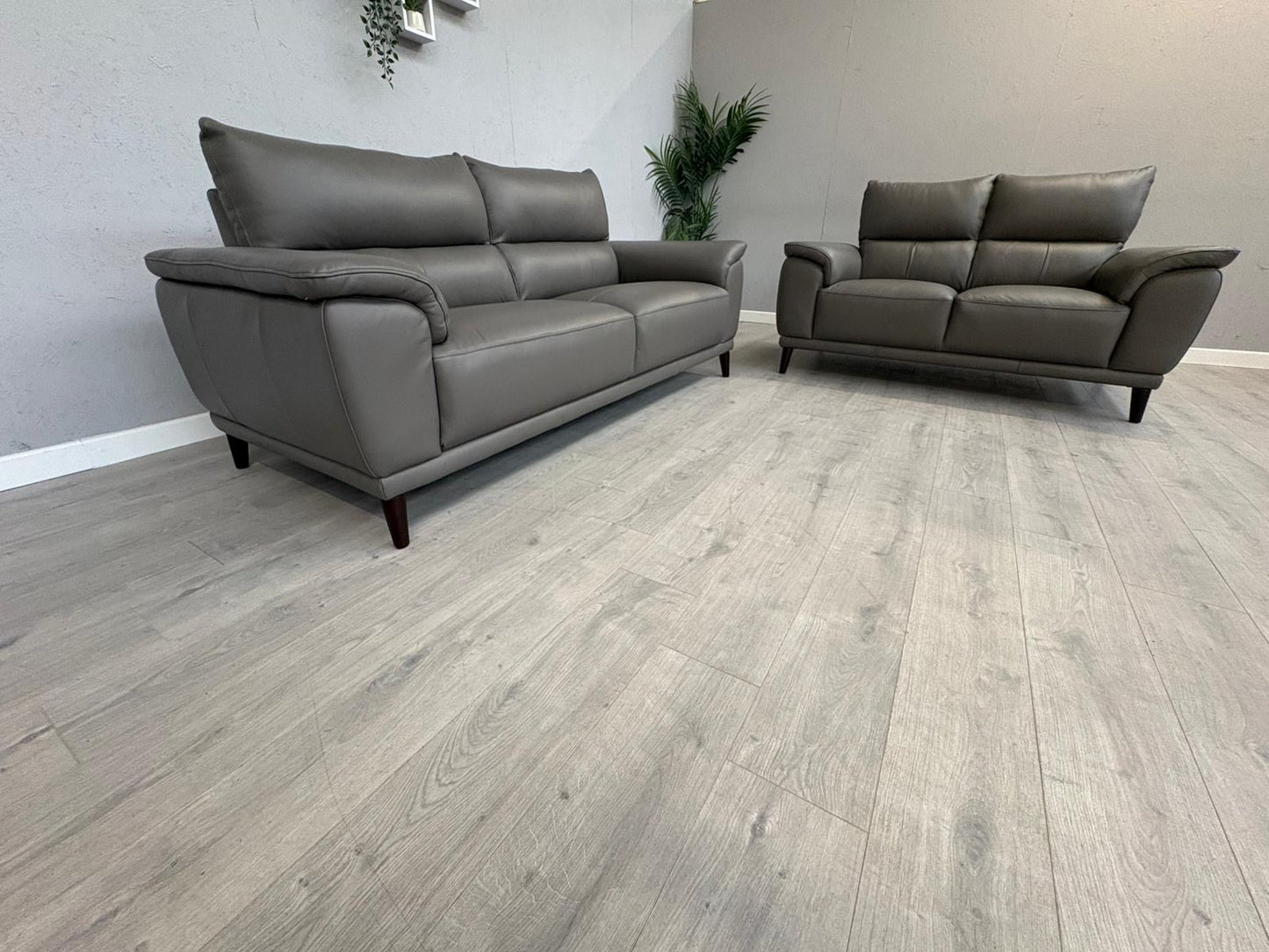 Furniture Village - Morgan 3 Seater + 2 Seater Leather Sofa Set RRP £2890