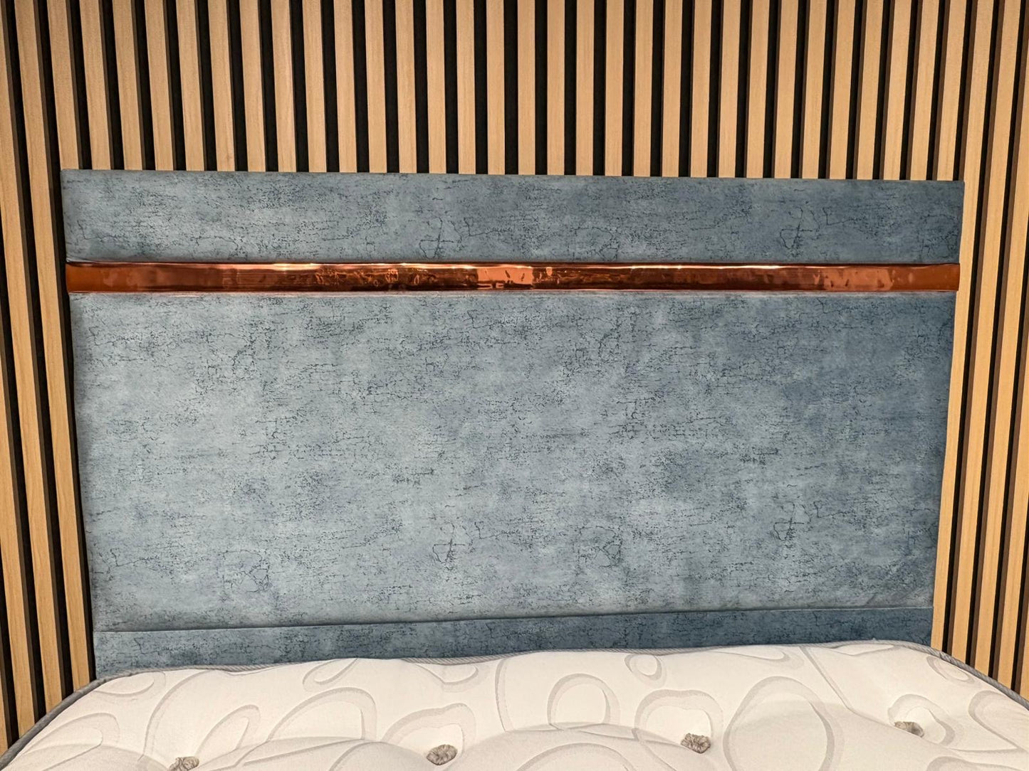 Elegant 3000 Pocket Divan Bed Set + Headboard. Available in all sizes