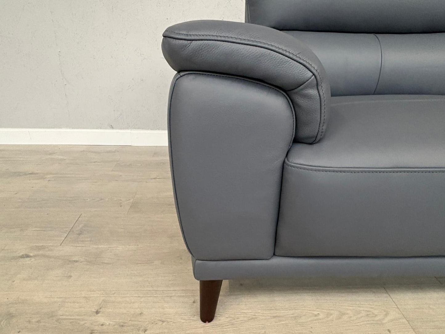 Furniture Village - Morgan 3 Seater + 2 Seater Leather Sofa Set RRP £2890