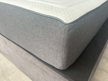OTTY Original Hybrid 2000 Pocket Sprung 4ft Small Double Mattress - RRP £649