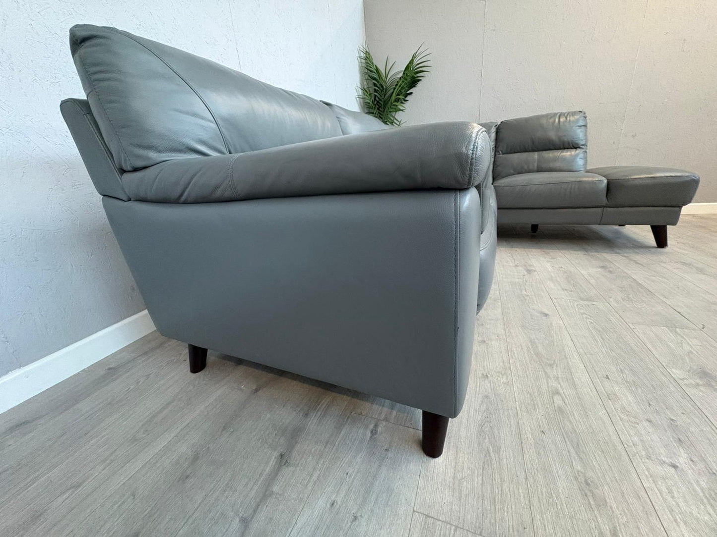DFS - Leather Chaise End Corner Sofa - RRP £1999