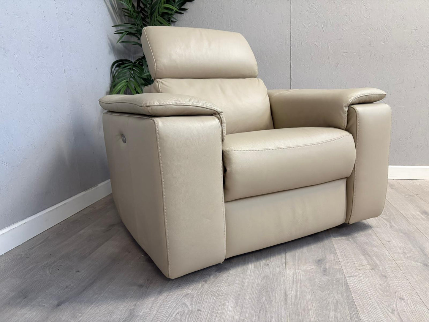 Furniture Village - Nicoletti Davide Leather Power Recliner Chair - RRP £1995