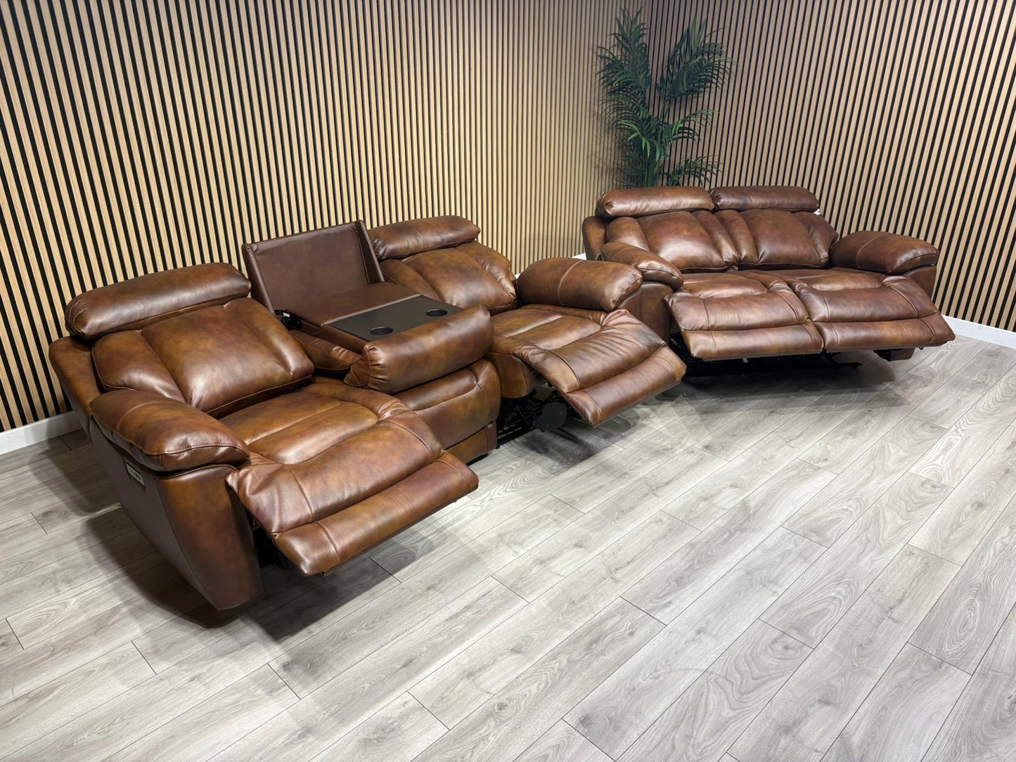 DFS Bravado Leather 3 Seater + 2 Seater Sofa Set, Power Recliners RRP: £3898