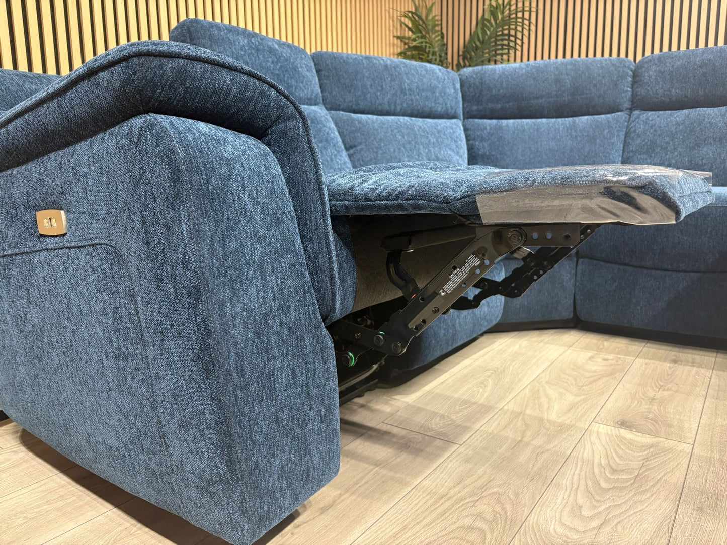 HAVANA Fabric Power Reclining Modular Corner Sofa, RRP £3499