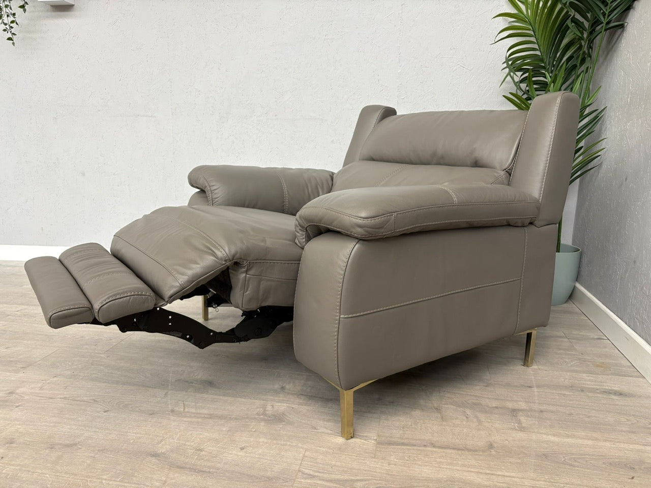 Furniture Village - Missouri Leather Power Recliner Armchair - RRP £1495