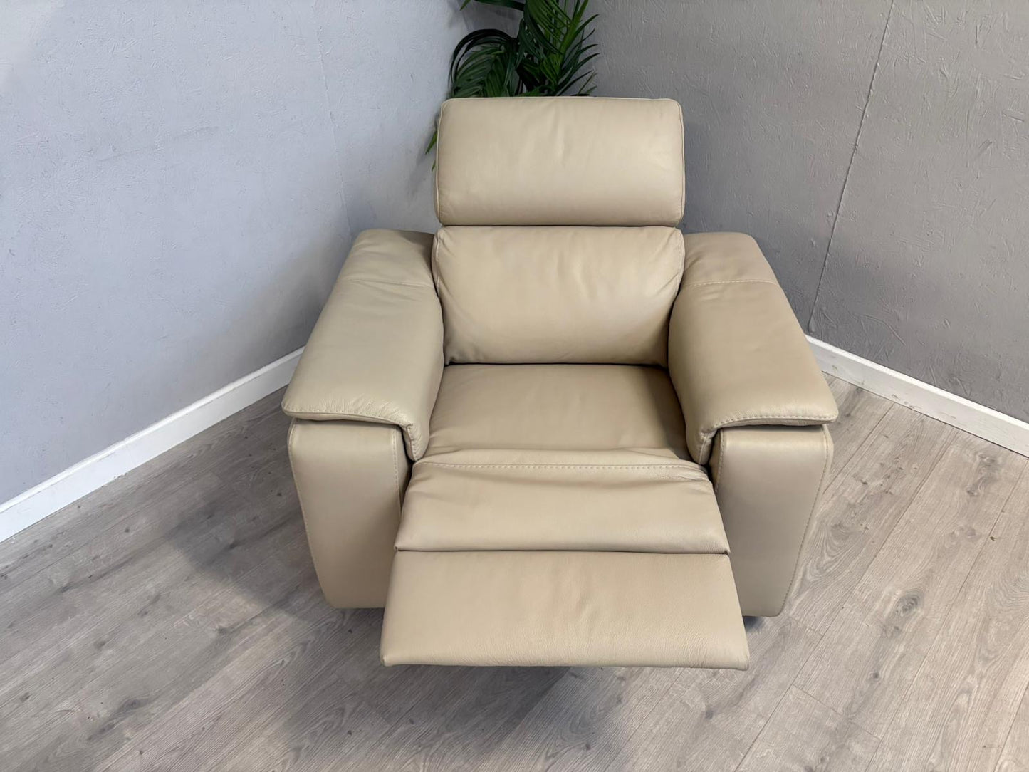 Furniture Village - Nicoletti Davide Leather Power Recliner Chair - RRP £1995