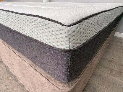 OTTY Pure Hybrid Bamboo 2000 Pocket Sprung 6ft Superking Mattress - RRP £849