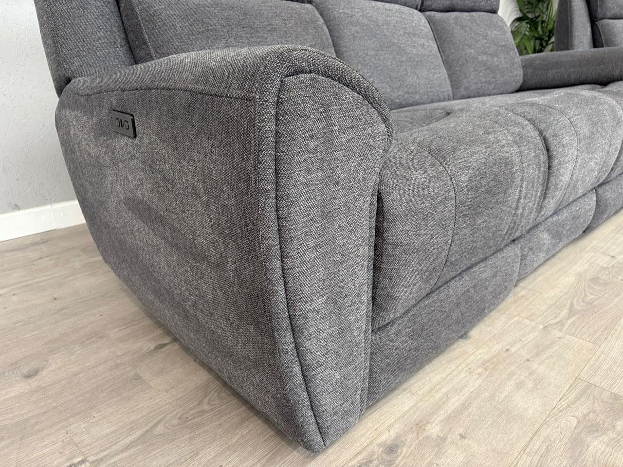 DFS Gilford 3 Seater + 2 Seater Power Recliner Sofa Set - RRP £1978