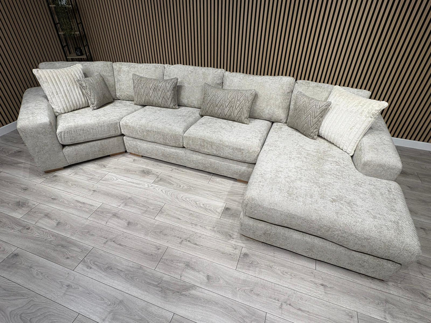 DFS Sample - Pandora RHF large Chaise Corner Sofa - RRP: £3495