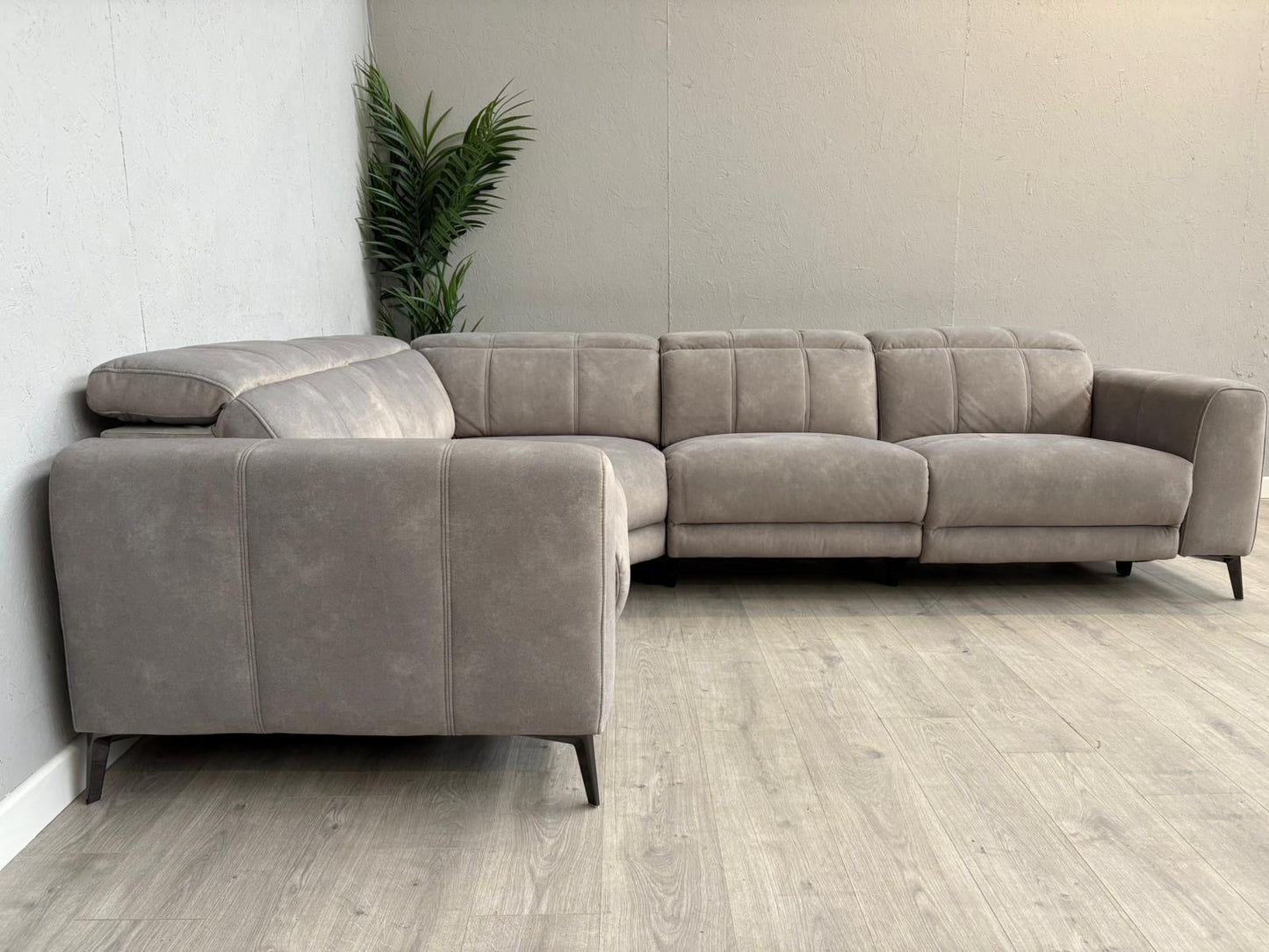 Furniture Village EZRA Fabric LHF Corner Sofa Power Recliners - RRP £3295