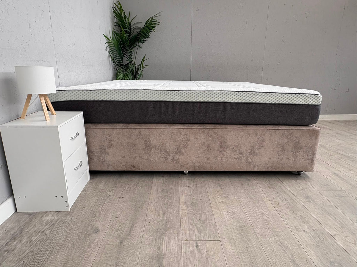 OTTY Pure Hybrid Bamboo 2000 Pocket Sprung 6ft Superking Mattress - RRP £849