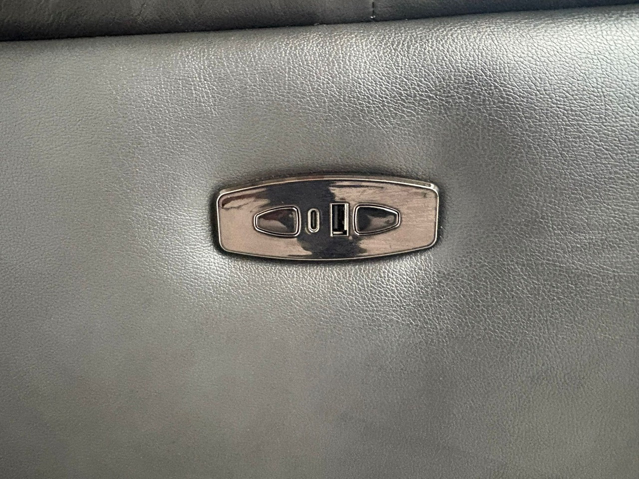 DFS Leather 3 Seater + 2 Seater Power Recliner Sofa Set - RRP £2598