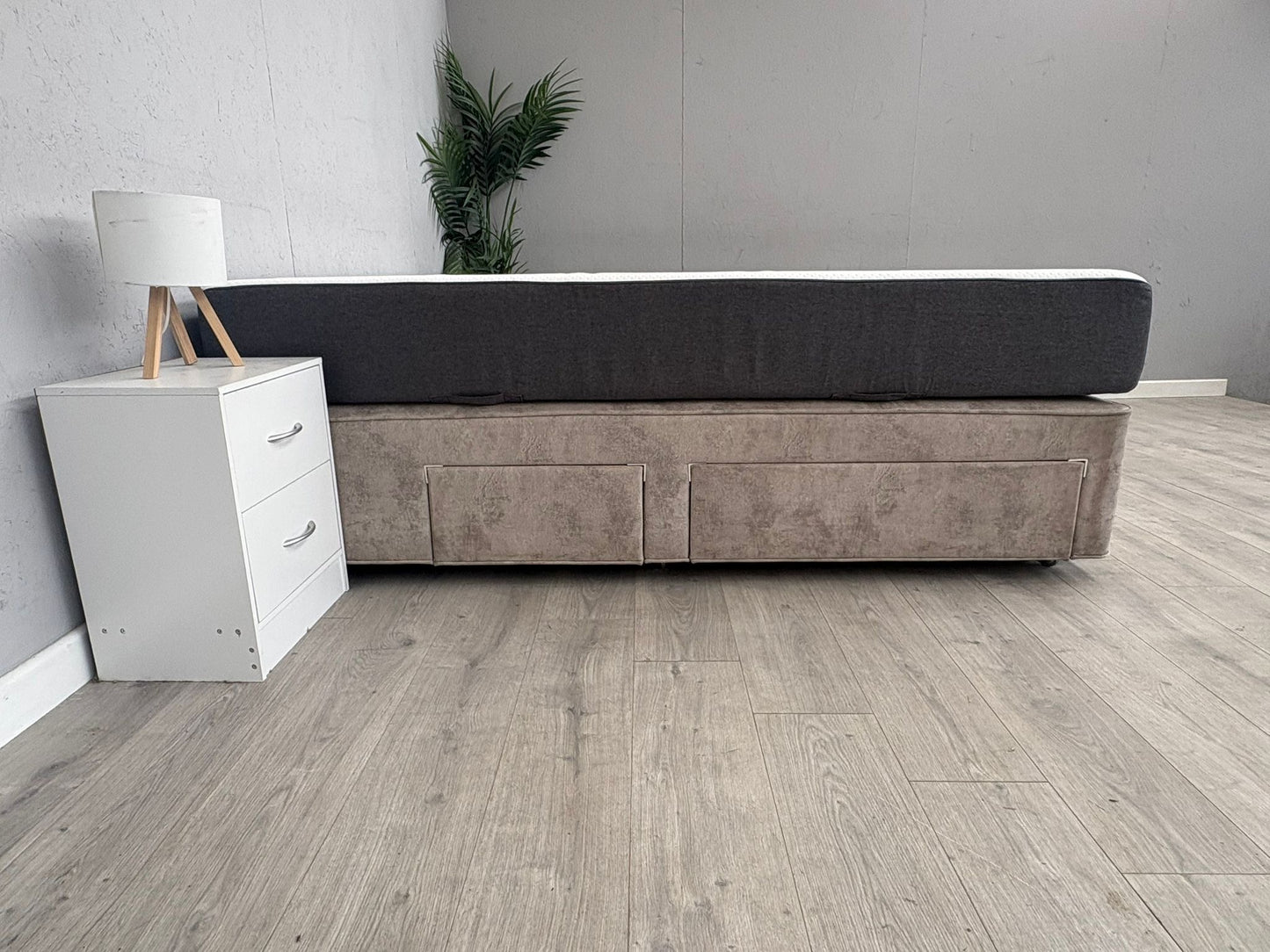 OTTY Original Hybrid 2000 Pocket Sprung 6ft Superking Mattress - RRP £899