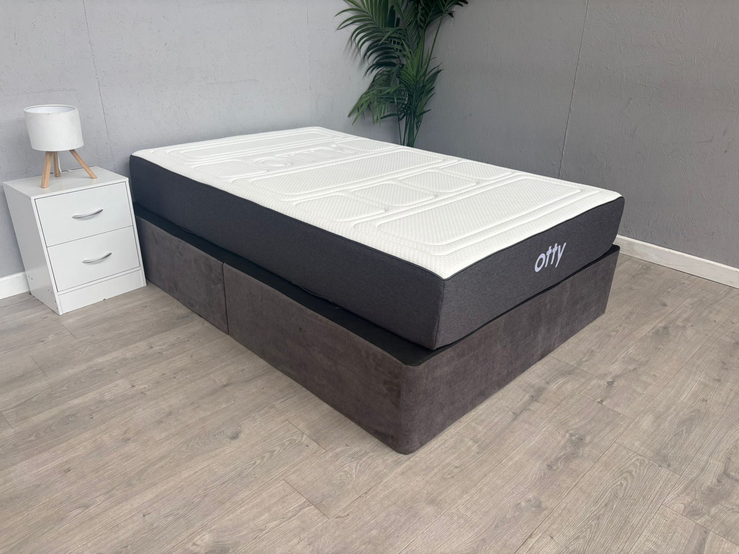 OTTY Original Hybrid 2000 Pocket Sprung 4ft Small Double Mattress - RRP £649