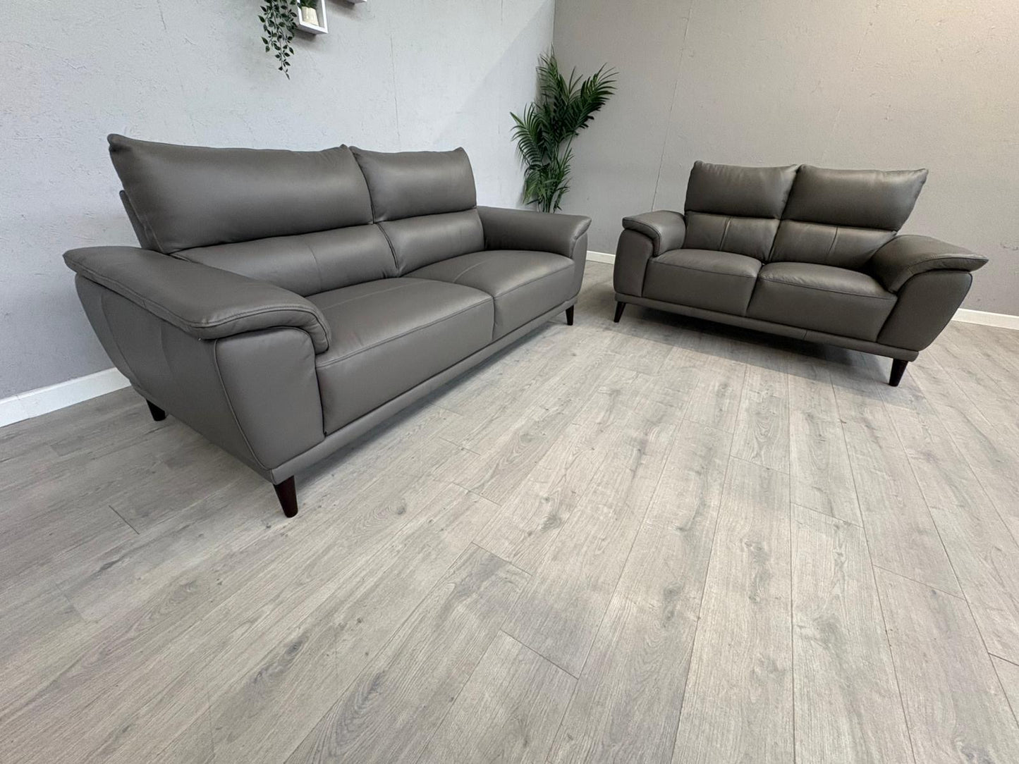 Furniture Village - Morgan 3 Seater + 2 Seater Leather Sofa Set RRP £2890