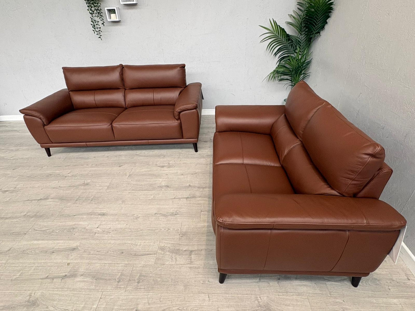 Furniture Village - Morgan 3 Seater + 2 Seater Leather Sofa Set RRP £2890