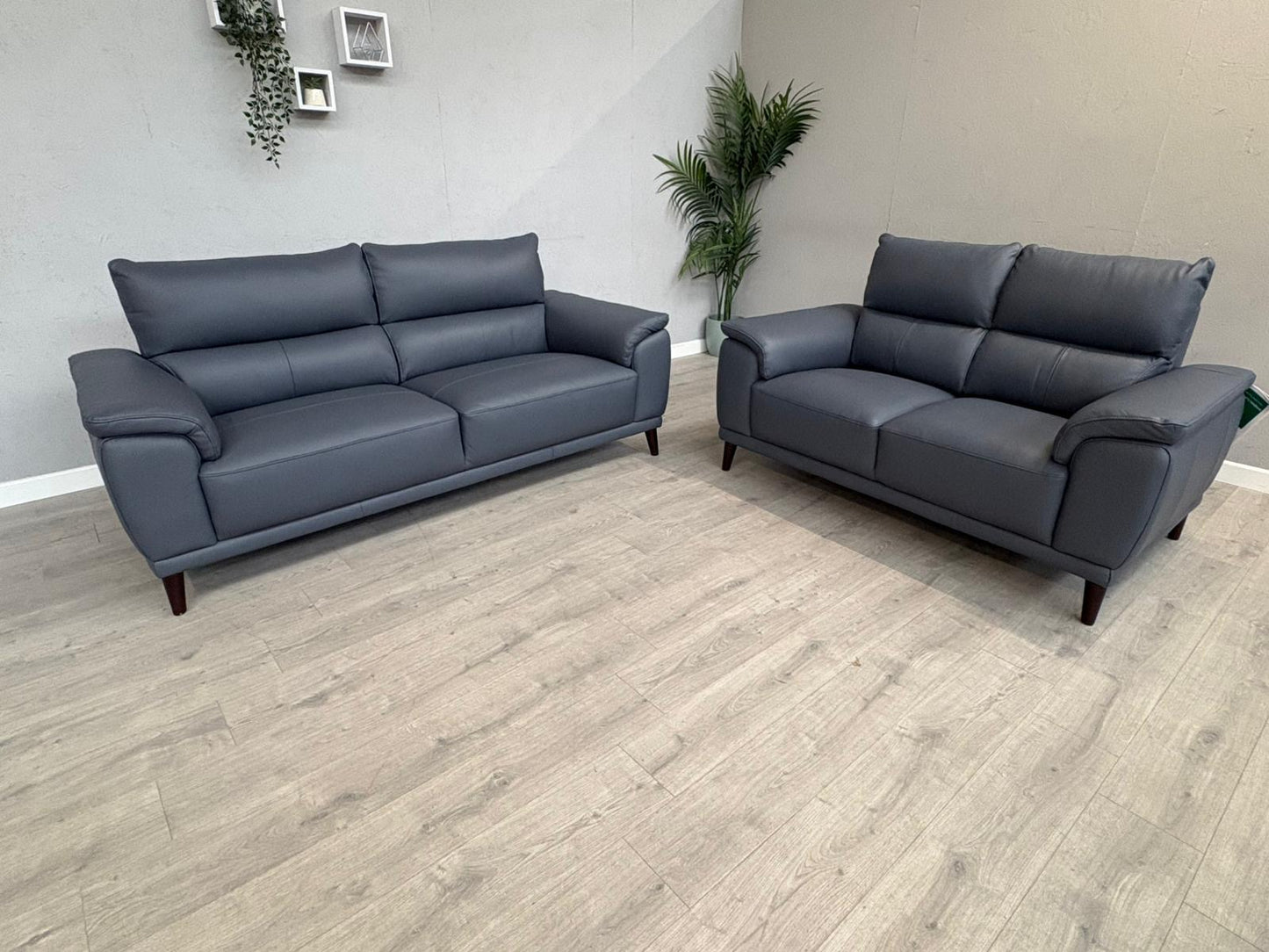 Furniture Village - Morgan 3 Seater + 2 Seater Leather Sofa Set RRP £2890