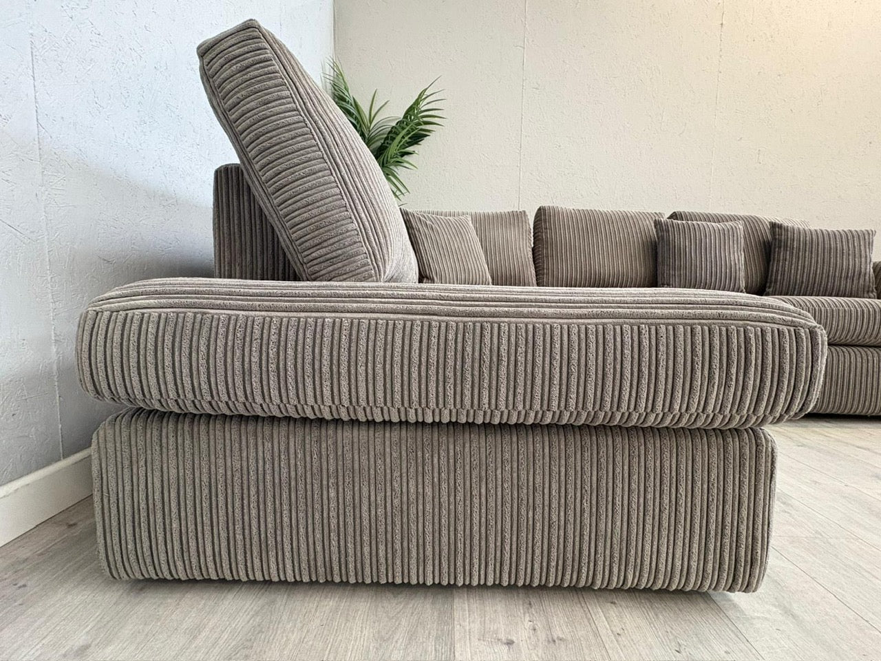 DFS - Heydon Right Hand Facing Arm Open End Corner Sofa - RRP £1099