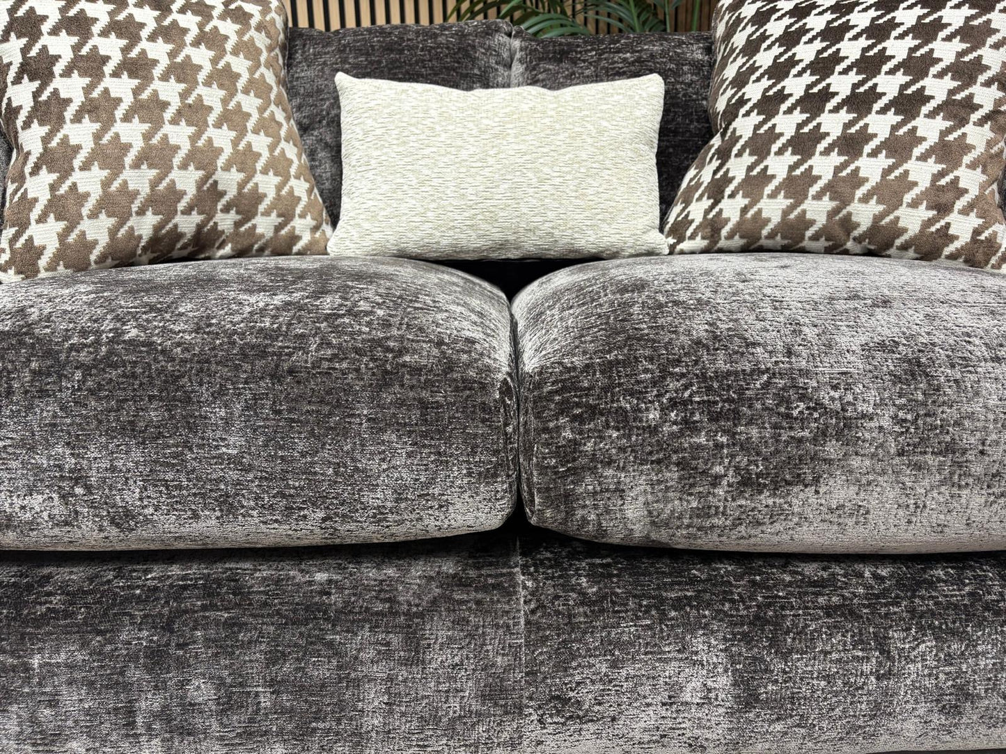 Ashley Manor ADISA 3 Seater + 2 Seater Sofa Set - RRP £2898