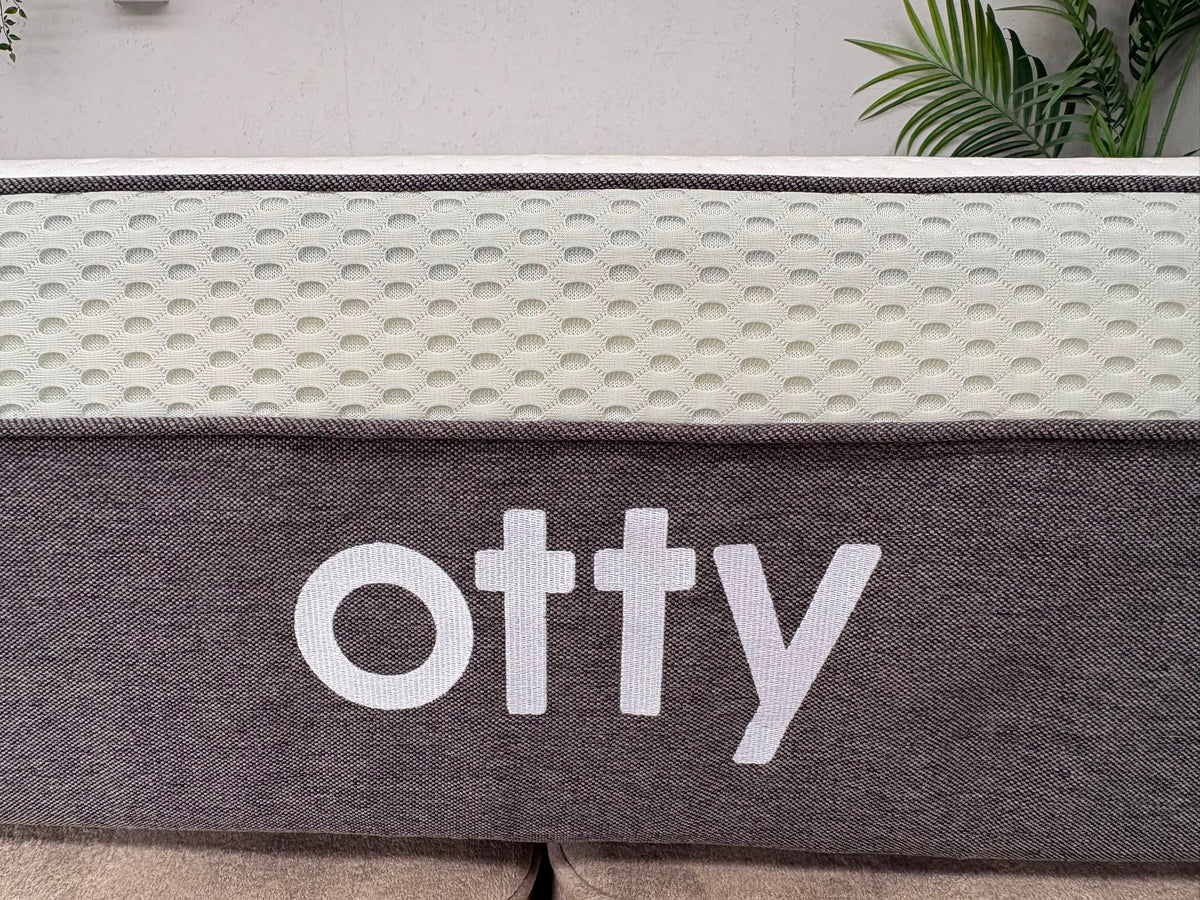 OTTY Pure Hybrid Bamboo 2000 Pocket Sprung 6ft Superking Mattress - RRP £849