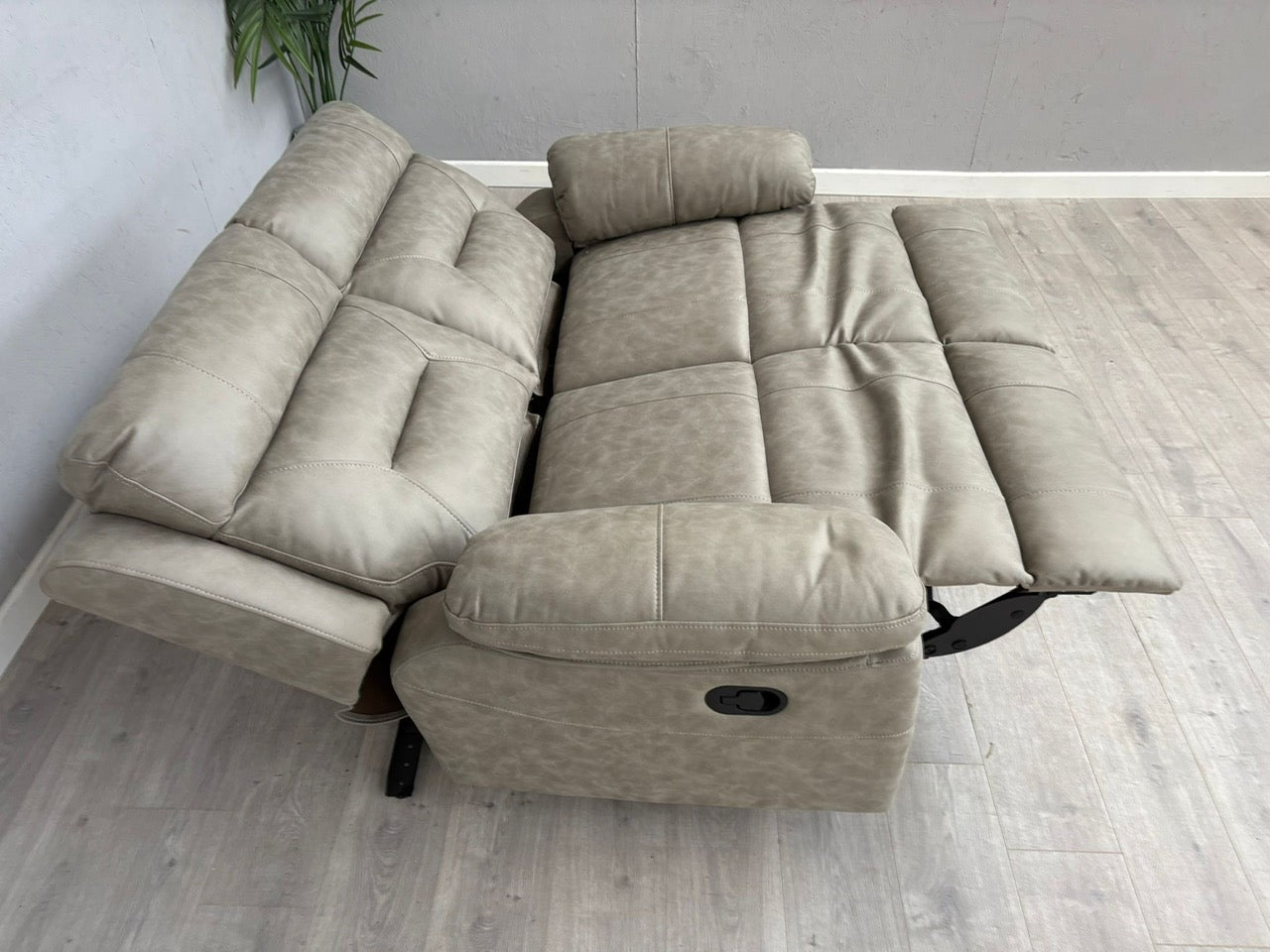 DFS - BRAYLAN Fabric 2 Seater Manual Recliner Sofa - RRP £879