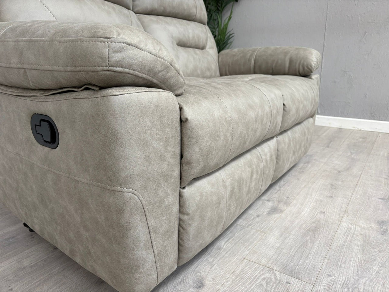 DFS - BRAYLAN Fabric 2 Seater Manual Recliner Sofa - RRP £879
