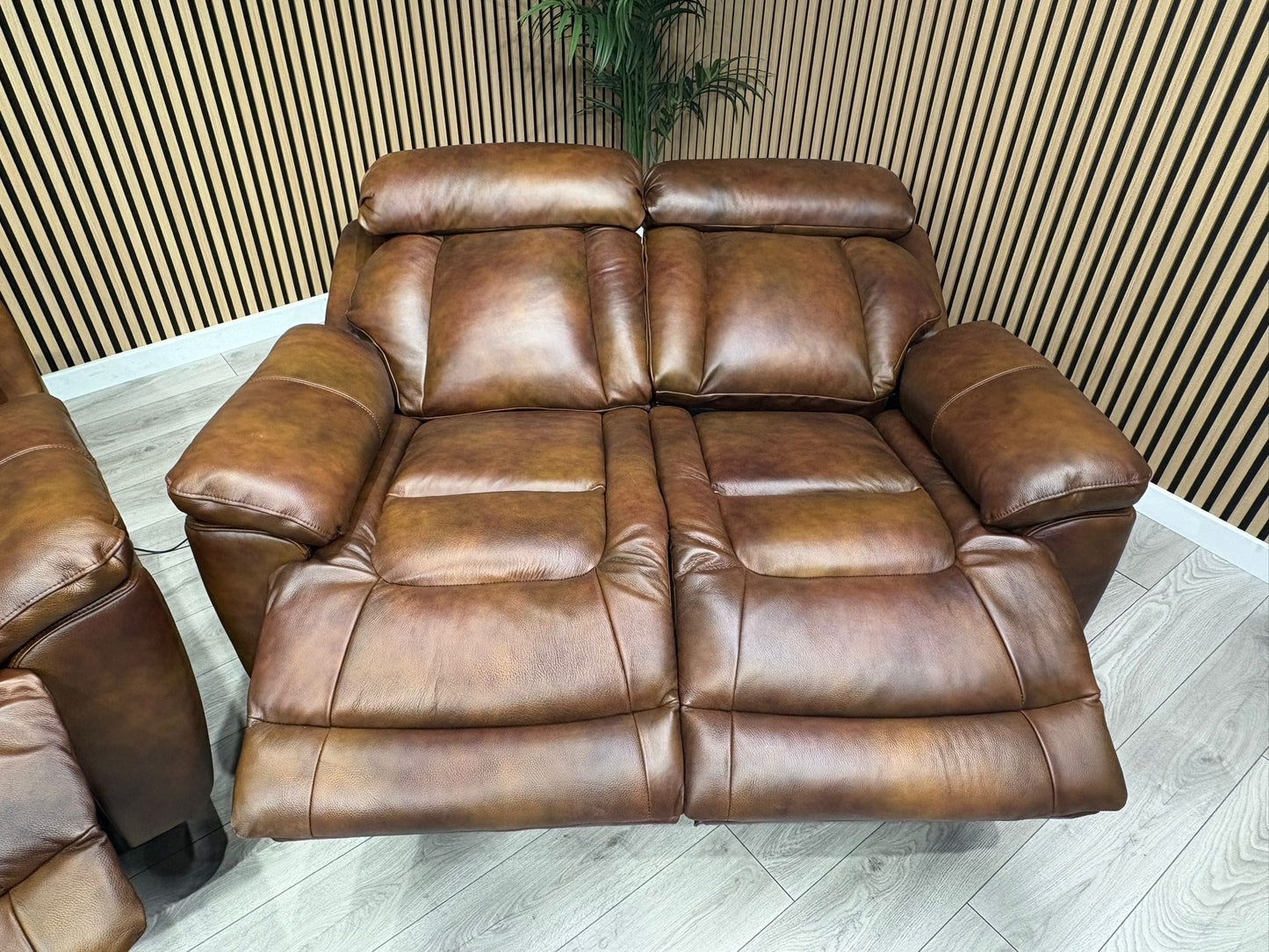 DFS Bravado Leather 3 Seater + 2 Seater Sofa Set, Power Recliners RRP: £3898