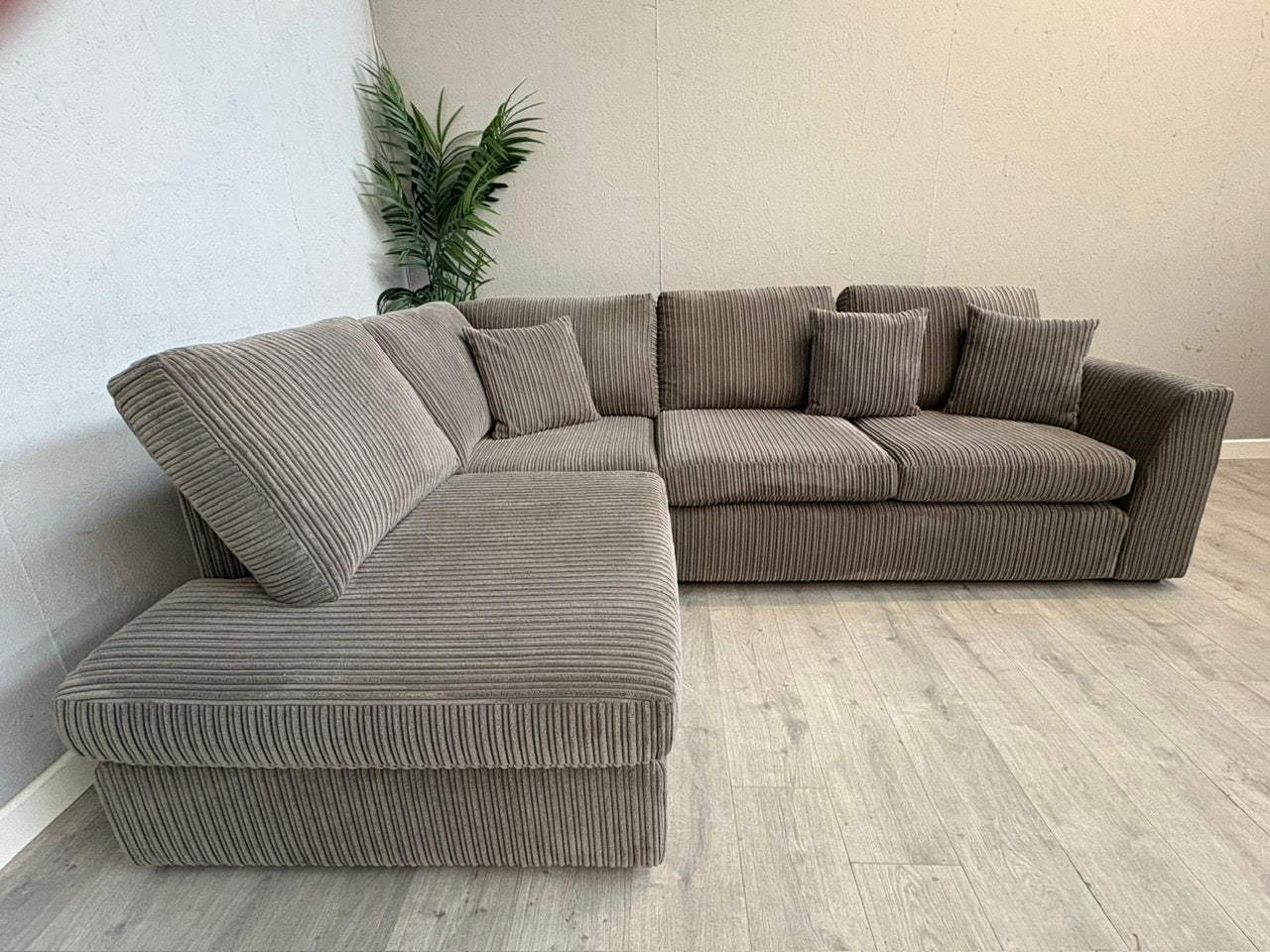 DFS - Heydon Right Hand Facing Arm Open End Corner Sofa - RRP £1099