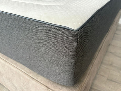 OTTY Original Hybrid 2000 Pocket Sprung 6ft Superking Mattress - RRP £899