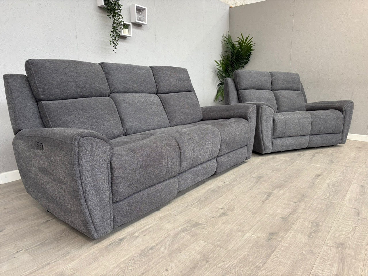 DFS Gilford 3 Seater + 2 Seater Power Recliner Sofa Set - RRP £1978
