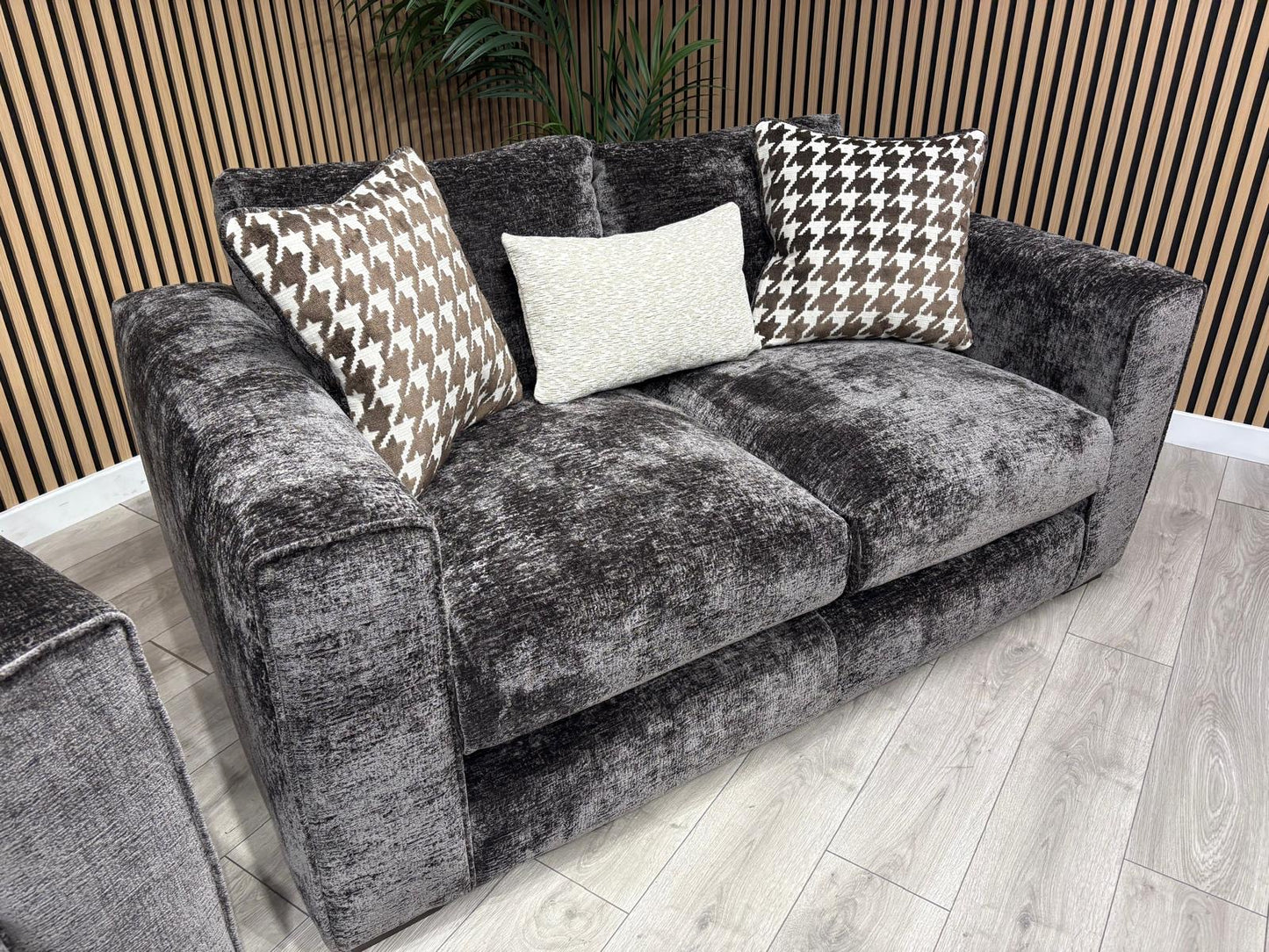 Ashley Manor ADISA 3 Seater + 2 Seater Sofa Set - RRP £2898