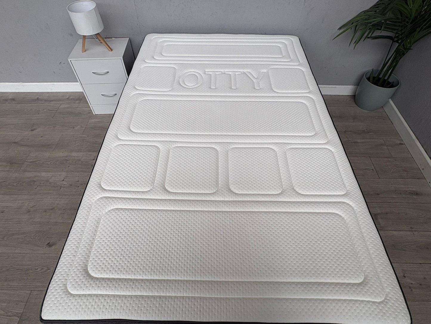 OTTY Original Hybrid 2000 Pocket Sprung 4ft Small Double Mattress - RRP £649