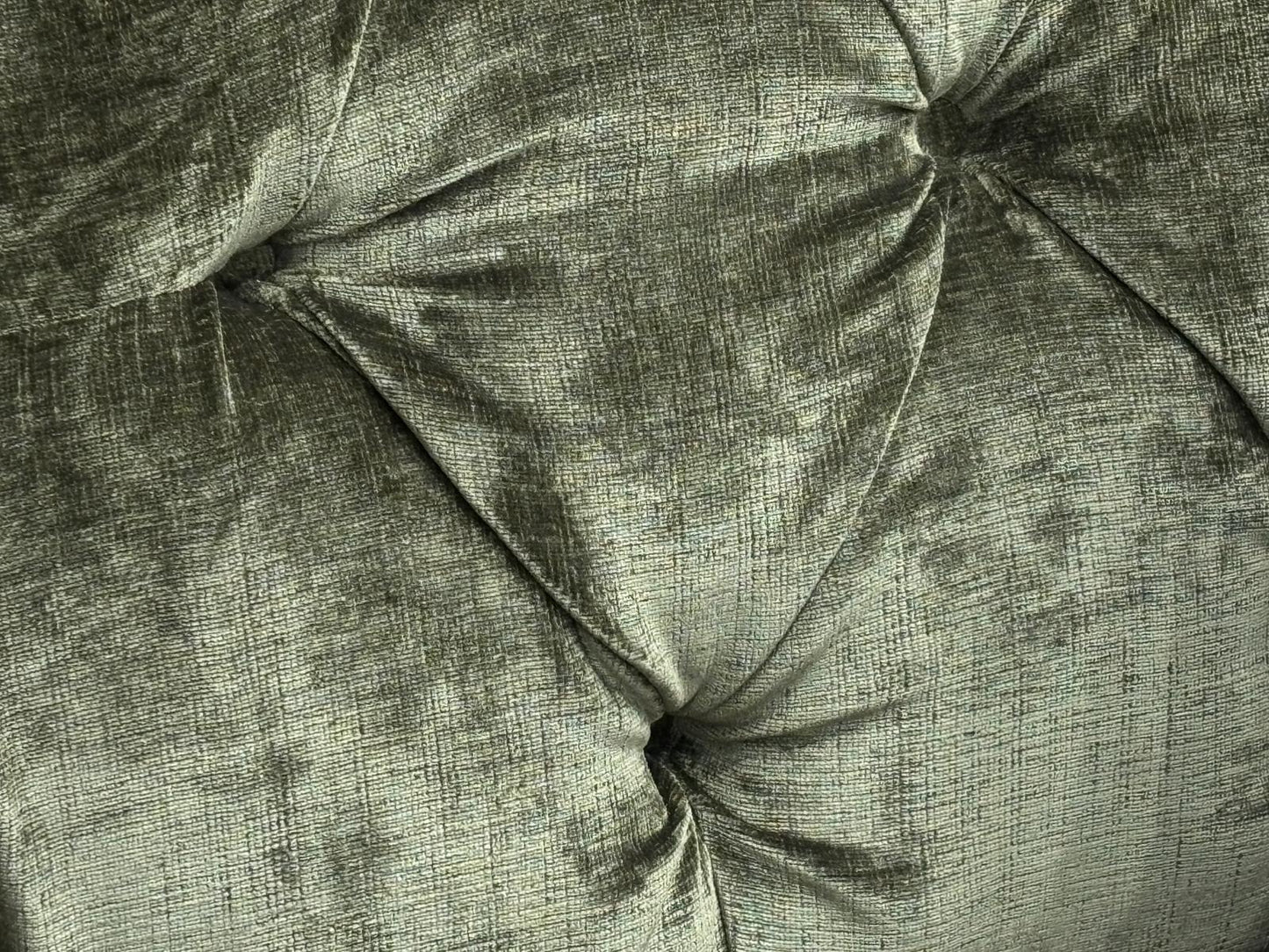 Alexander & James 4 Seater Button Back Sofa + Cuddle Chair, RRP: £3495