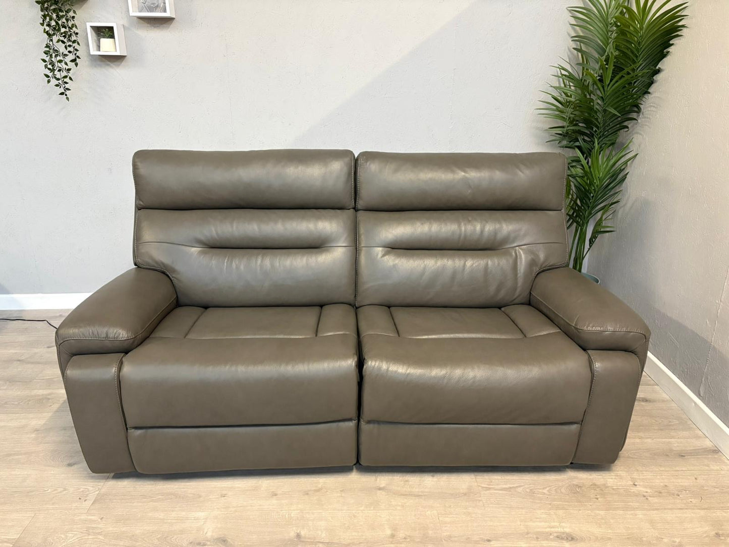 Furniture Village CINEMAX Leather 3 Seater Power Reclining Sofa - RRP £2,395