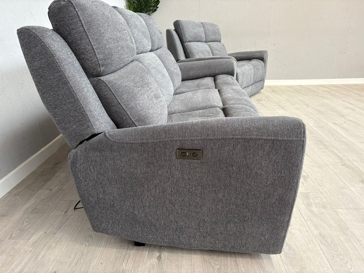 DFS Gilford 3 Seater + 2 Seater Power Recliner Sofa Set - RRP £1978