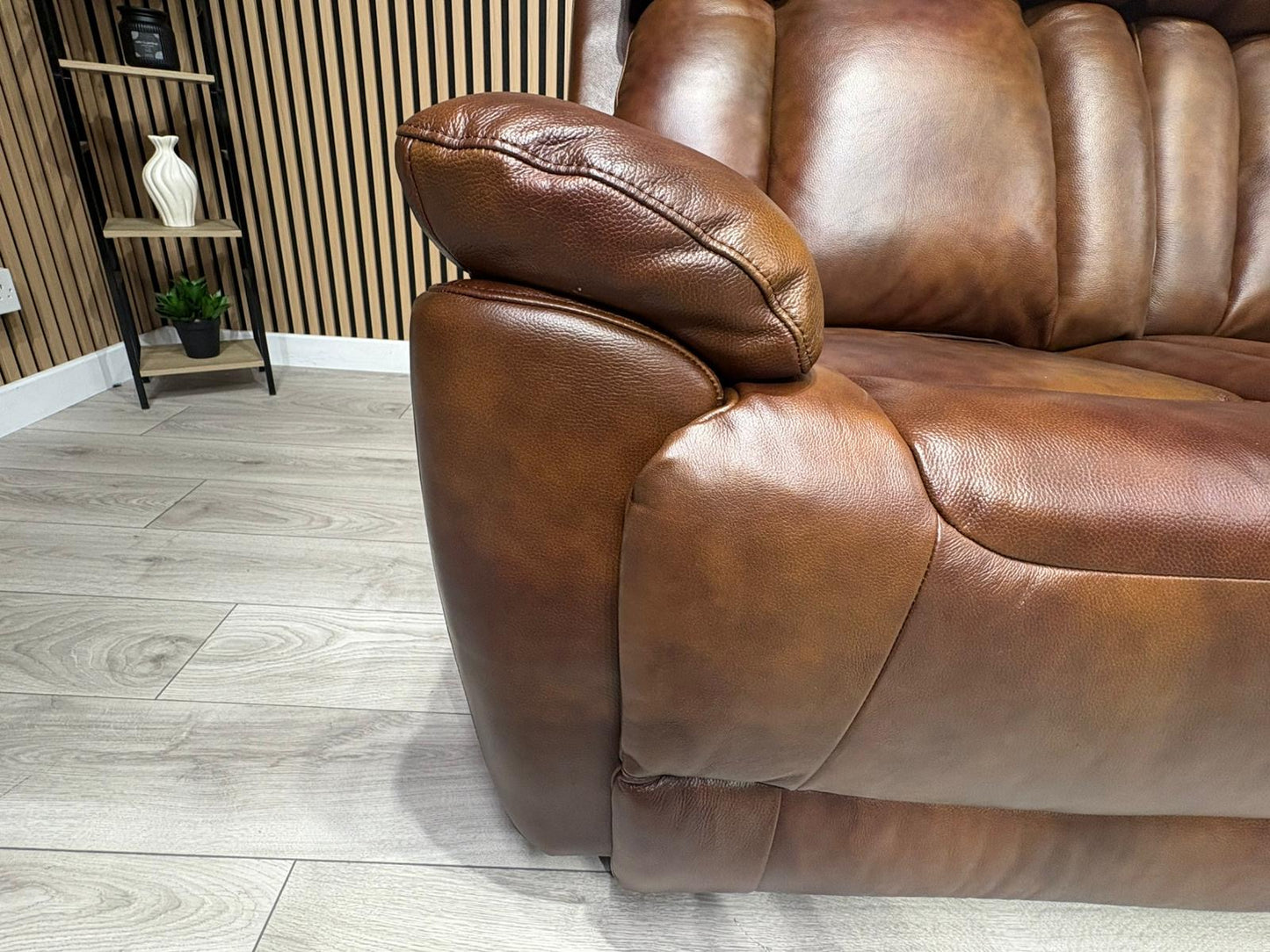 DFS Bravado Leather 3 Seater + 2 Seater Sofa Set, Power Recliners RRP: £3898