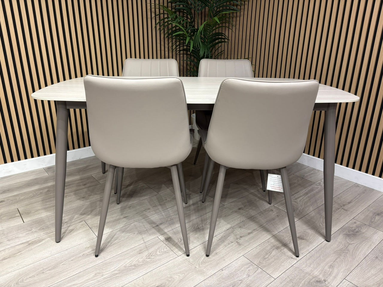 DFS Sample - SOLO Dining Table Set, RRP: £1299