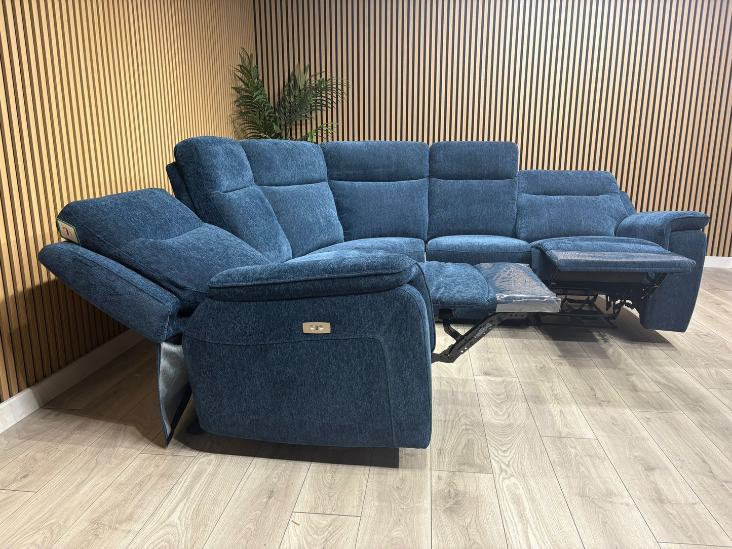 HAVANA Fabric Power Reclining Modular Corner Sofa, RRP £3499