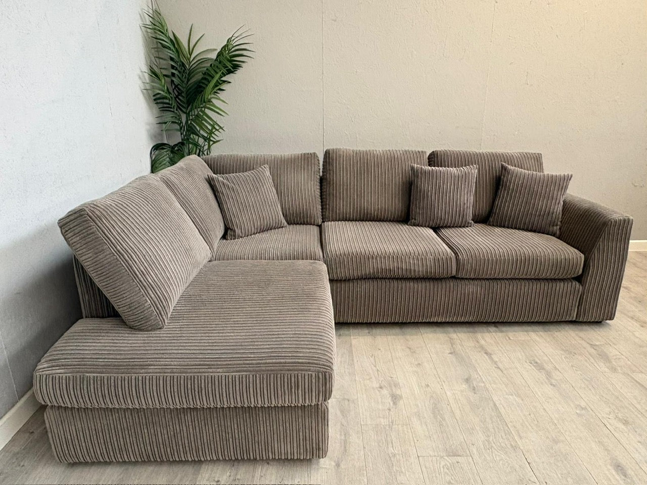 DFS - Heydon Right Hand Facing Arm Open End Corner Sofa - RRP £1099