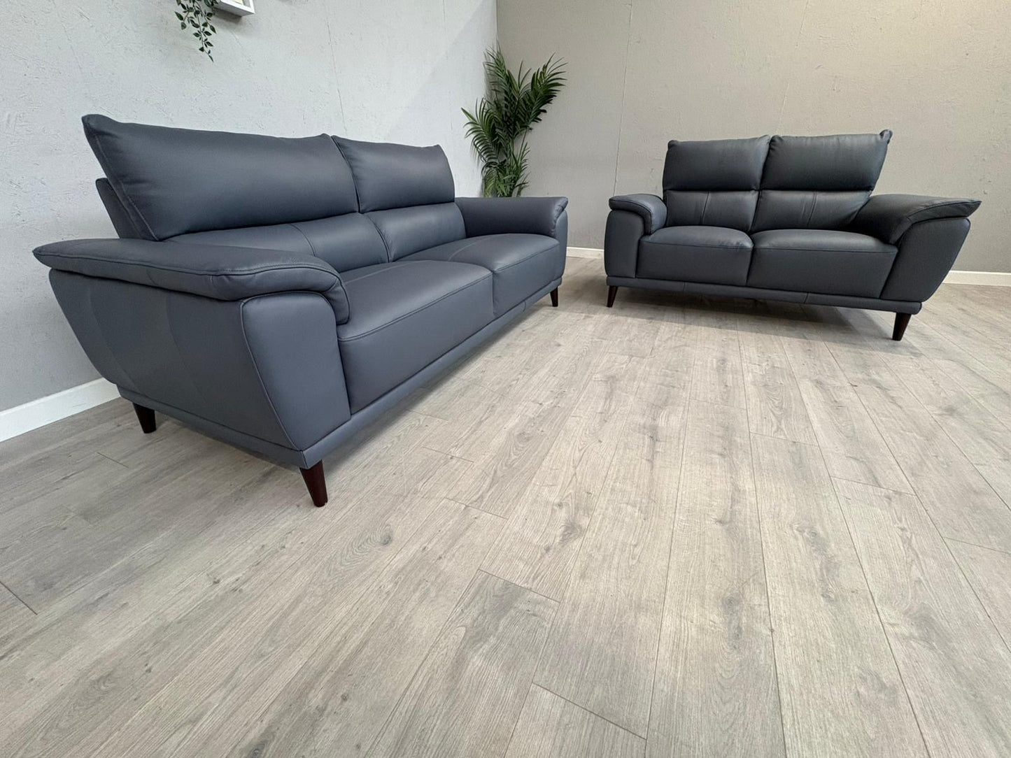 Furniture Village - Morgan 3 Seater + 2 Seater Leather Sofa Set RRP £2890