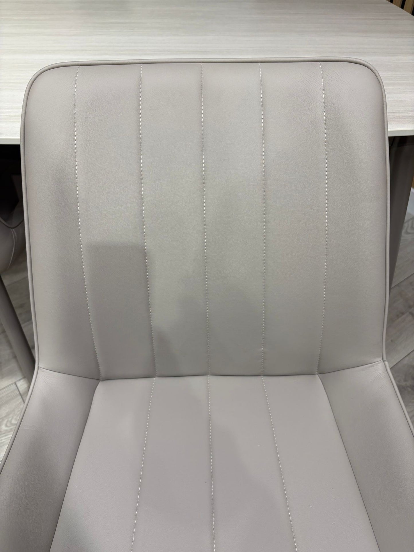 DFS Sample - SOLO Dining Table Set, RRP: £1299