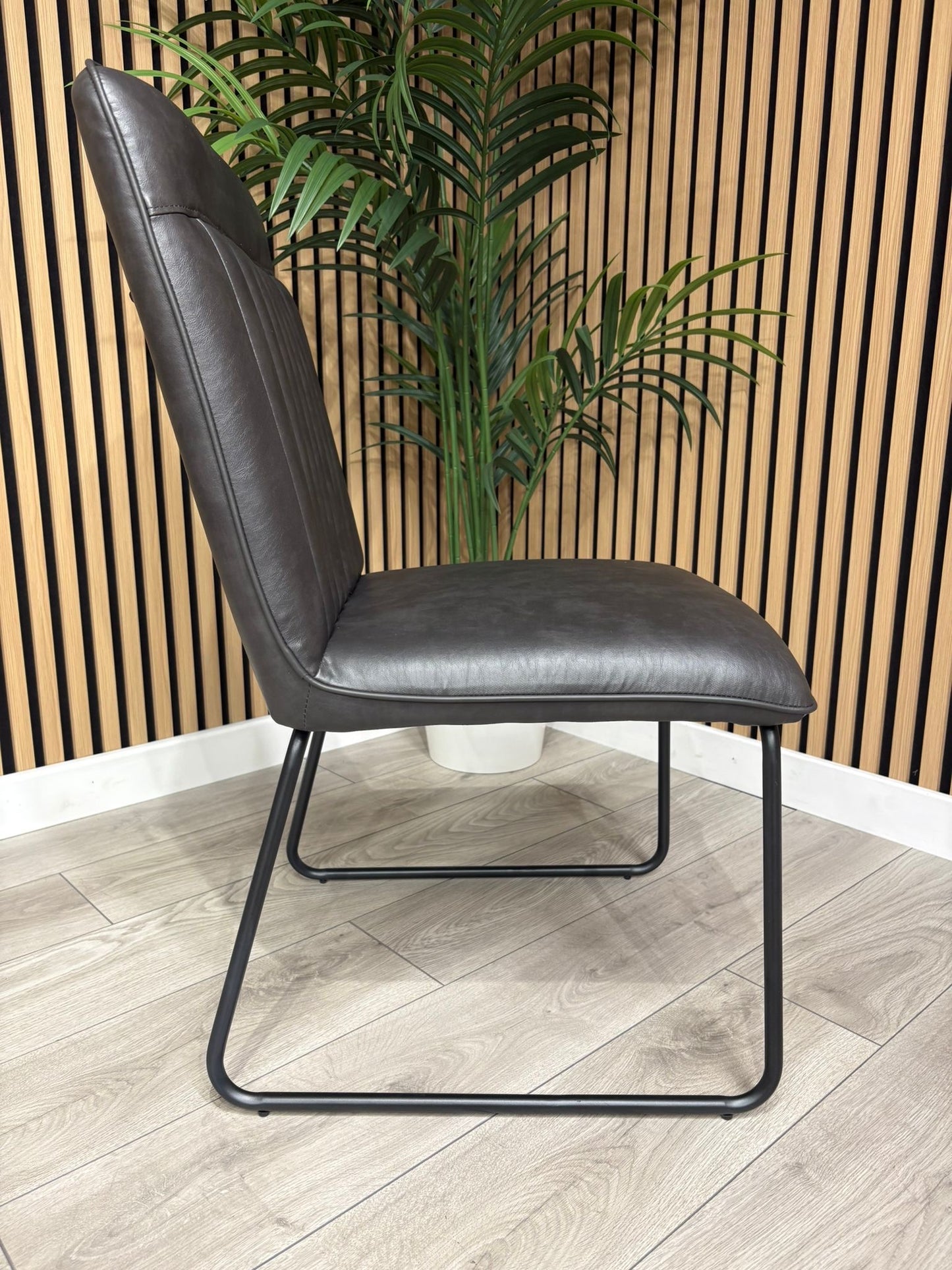 NEXT Sample - New Bronx Leather Dining Chairs