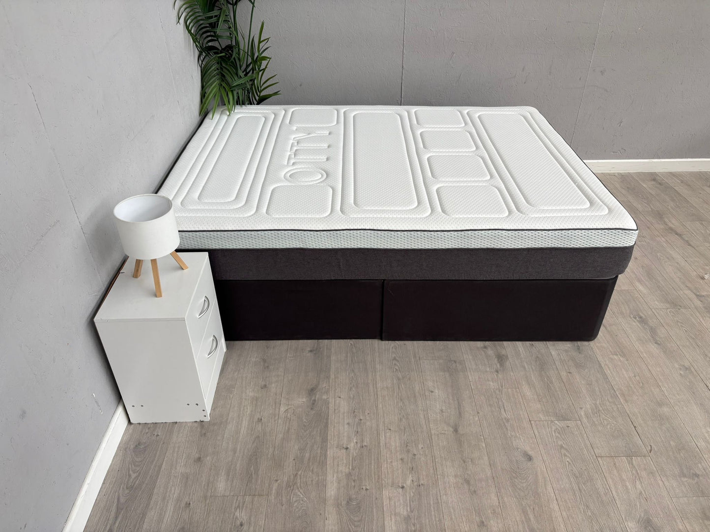 OTTY Pure Hybrid Bamboo 2000 Pocket Sprung 5ft Kingsize Mattress - RRP £799